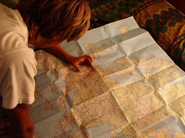 map-reading-1432773-640x480