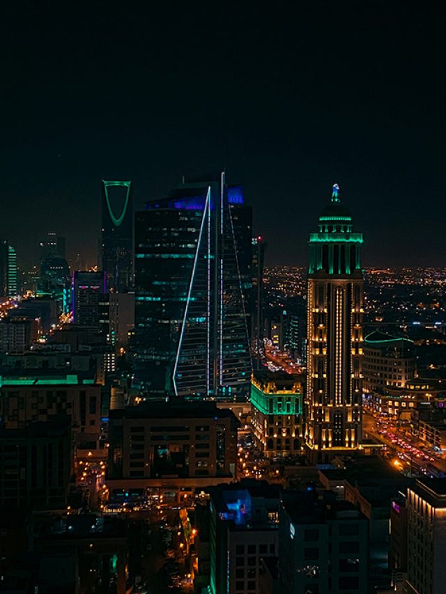 Places in Riyadh that you shouldn`t visit at night or you will fall in love with them