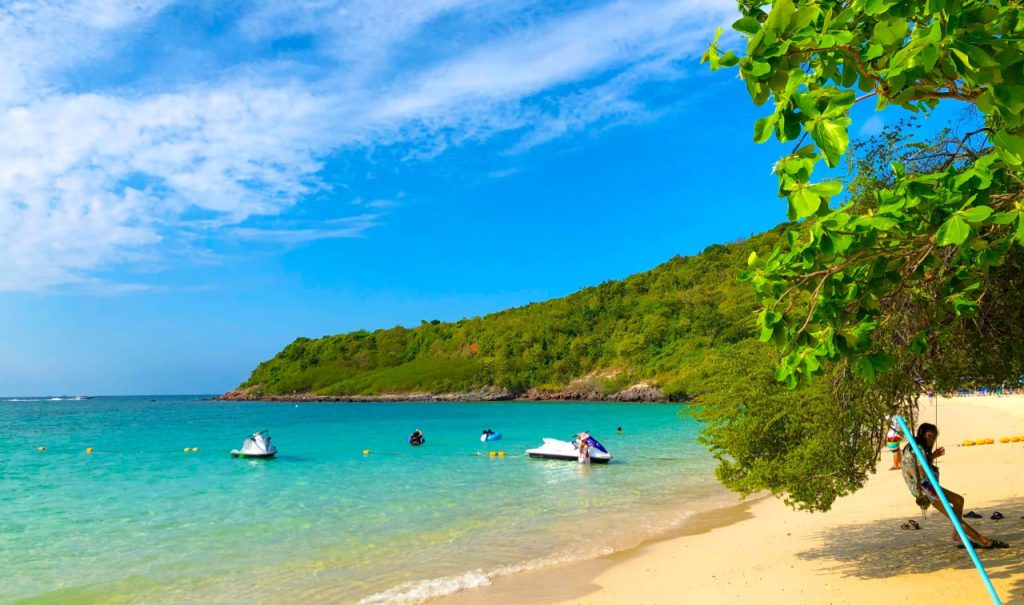 Koh Larn Beach