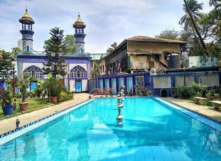 Mughal mosque