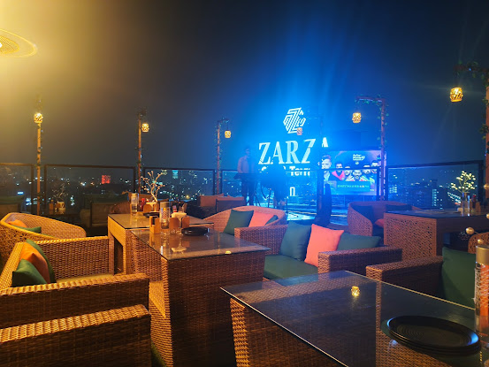 Zarza Club and Terrace